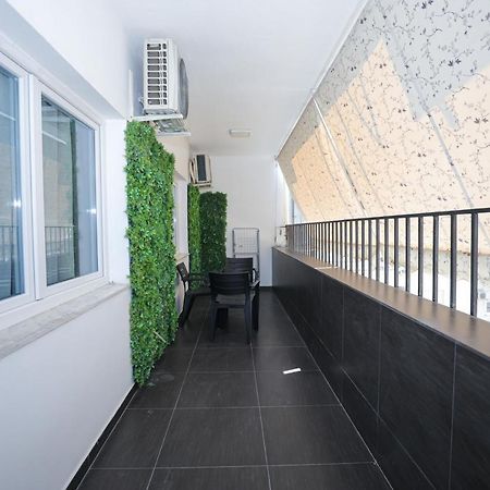 Miku Apartment -Outstanding Apartment At Taiwan Tirana Exterior photo