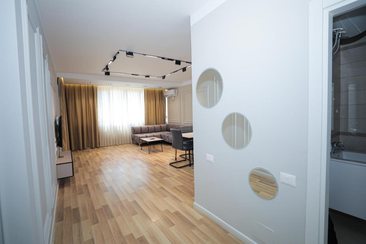 Miku Apartment -Outstanding Apartment At Taiwan Tirana Exterior photo