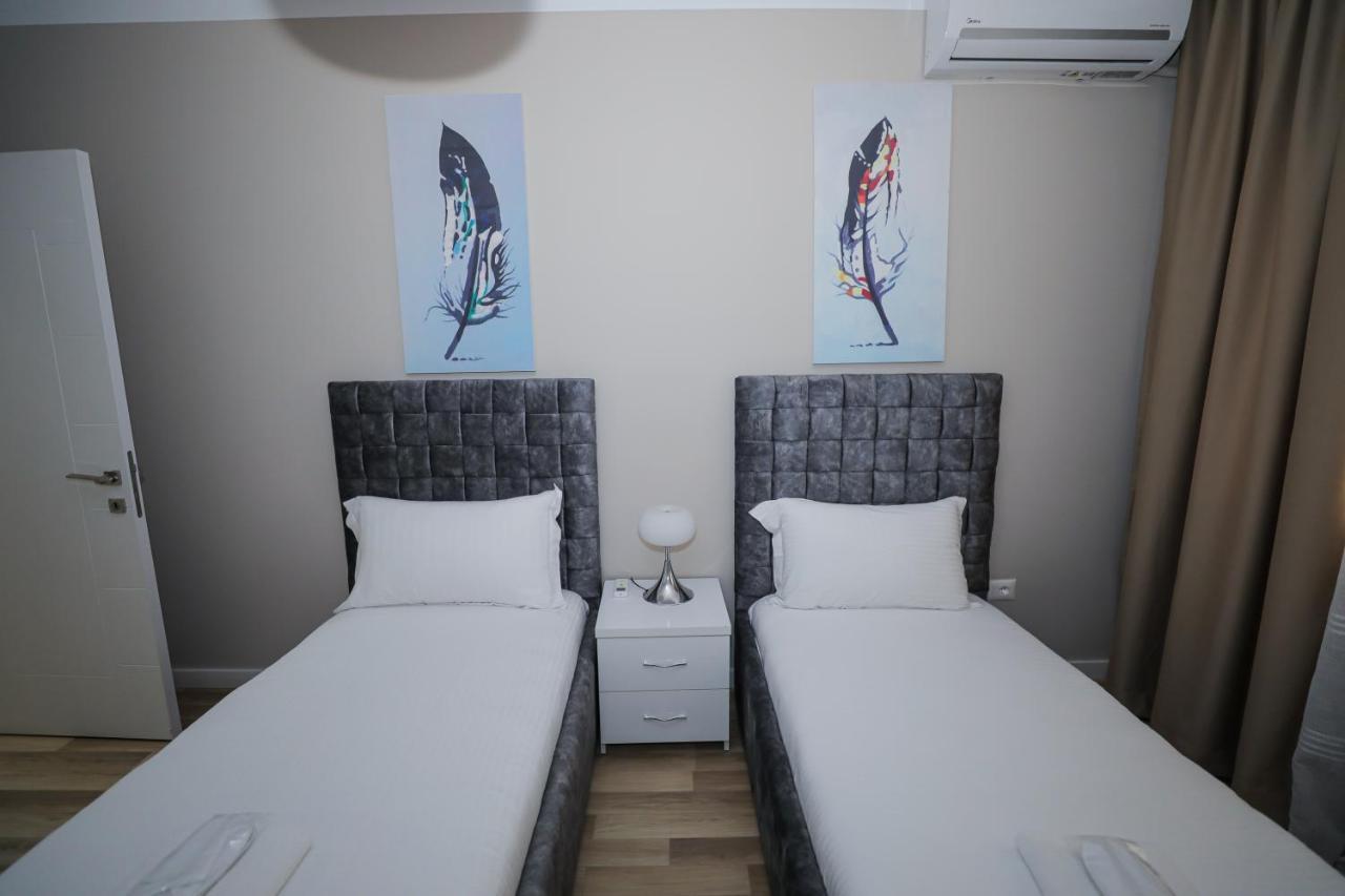 Miku Apartment -Outstanding Apartment At Taiwan Tirana Exterior photo